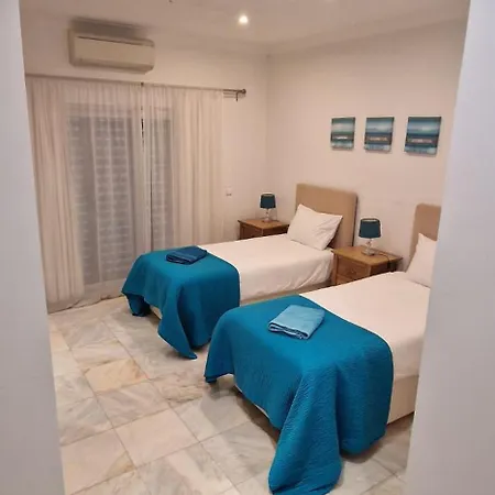 ヴィラ Cristina クアルテイラ